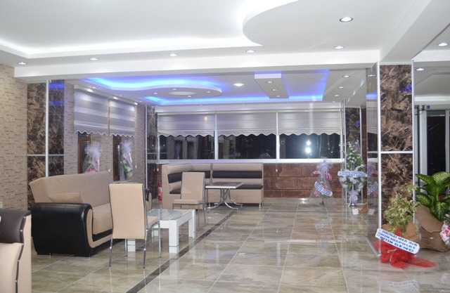 Oz Cavusoglu Hotel