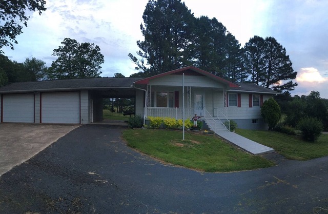 Ozark River Retreat; Eminenz, Mo. In der Nähe der Jacks Fork River