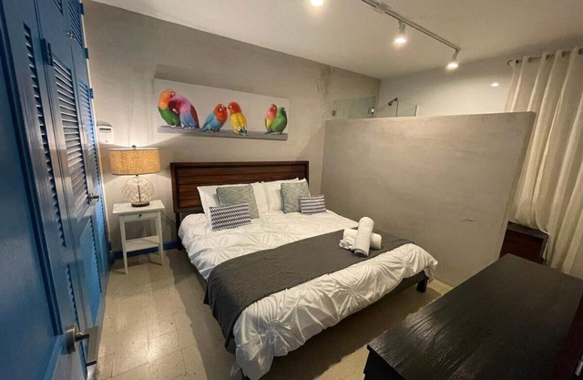 P0 | PR Rentals | Walk to the Beach