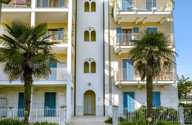 P014 - Porto Recanati, new apartment 200m from the sea
