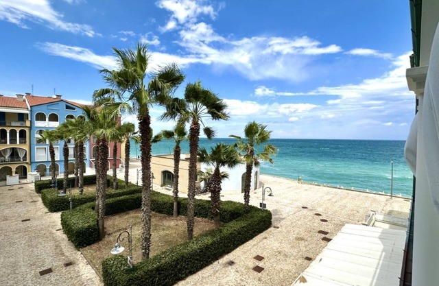 P040 - Porto Recanati, new studio apartment facing the sea