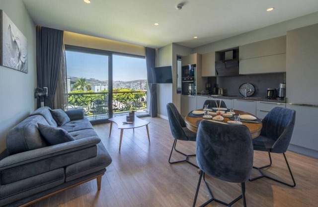 P2335 - Two Bedroom Apartment, Sleeps 4