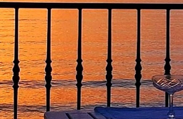 P3209 Eine Terrasse am Meer - Eine Terrasse am Meer