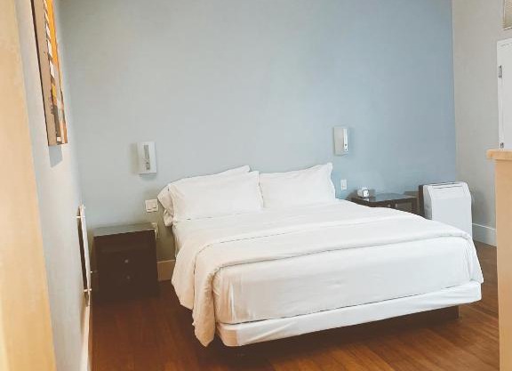 Pacific Blue Inn