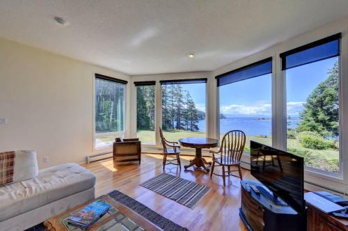 Pacific Coast Beach House