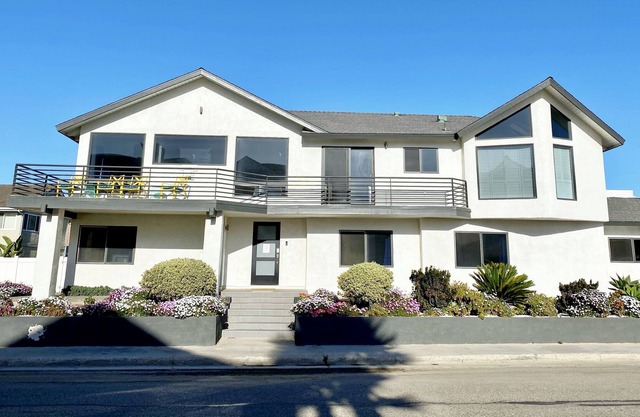 Pacific Dreams at Oxnard Shores. 3 BR 2.5 BA. Remodeled amazing beach location.