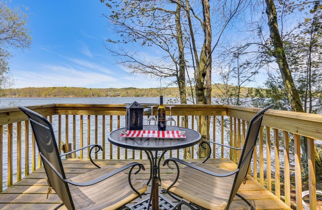 Paddle, Swim, Bike & More: Lake Wallenpaupack Home