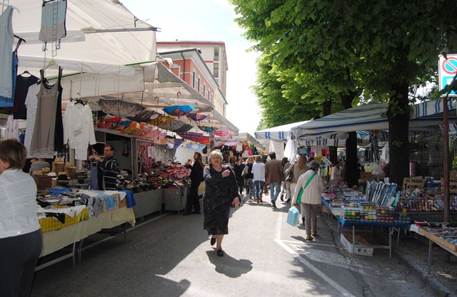 Vittorio Veneto Zentrum, Wohnung mit Garage, 4 Personen