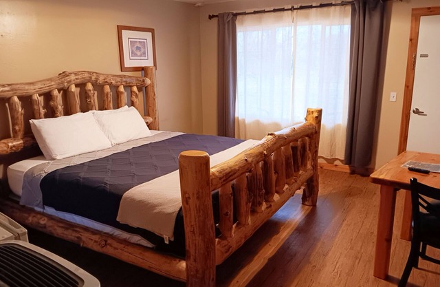 Paiute Trails Inn