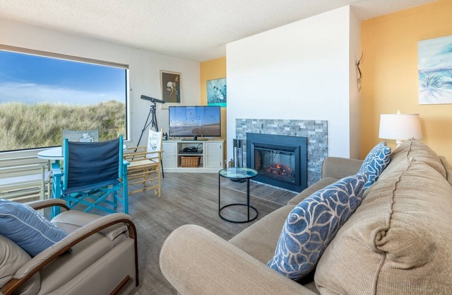 Pajaro Dunes Resort: On the Beach Vacation Getaway, Just Steps to the Sand