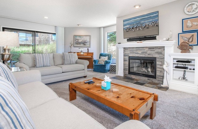 Pajaro Dunes Resort Family Fun Beach Condo, Sleeps 7! New Listing!