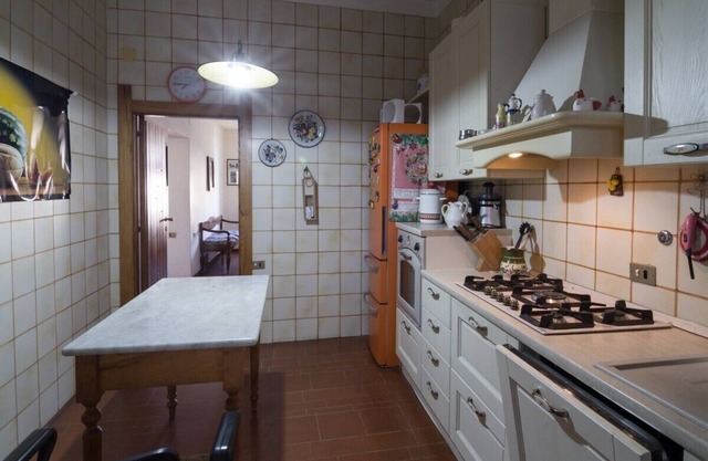 Palazzetto aus dem 15. Jahrhundert, renoviert, in den Marken zwischen Sibillini und Meer