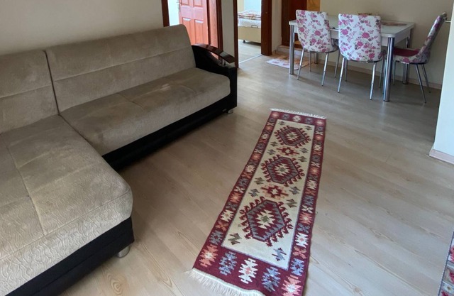 PALACE OTEL Trabzon Havaalanı Karşısı,Klimalı Suit Daireler