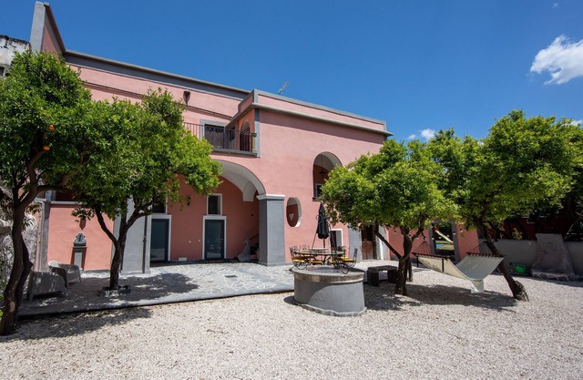 Palazzo d'Aquino - Habitación familiar con baño