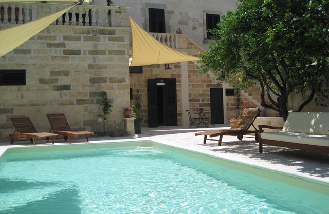Historisches Haus mit Pool - ländlicher großer Garten nahe Meer ,WI FI