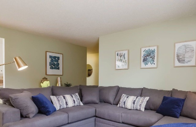 Pleasure Point Cottage liegt nur wenige Blocks vom Premiere Surf Beach entfernt!