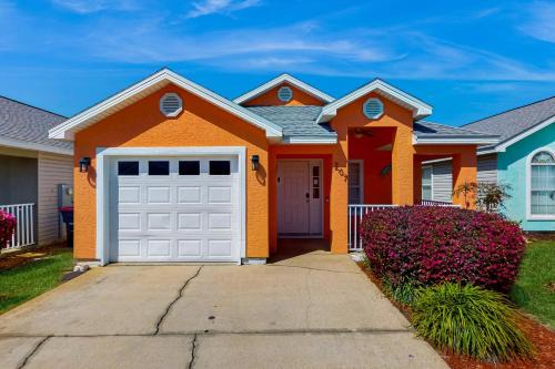 Palm Cove Coastal Cottage