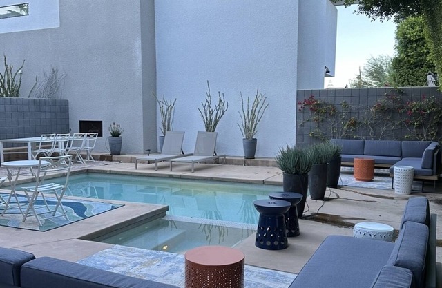 Palm Springs Desert Oasis With Private Pool/Spa