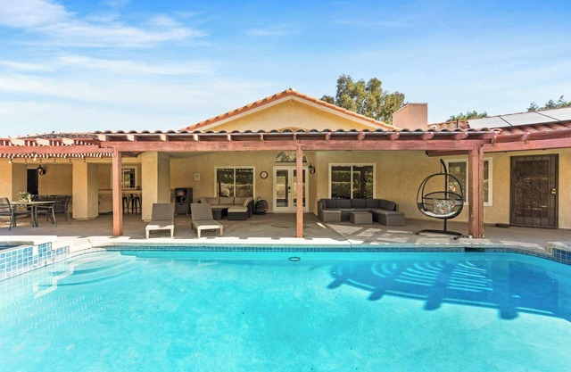 Palm Springs Paradise Escape, 3BR, Pool & Spa