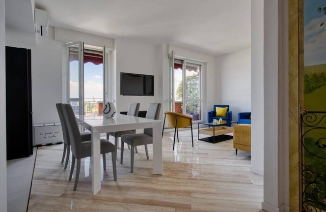 Palmanova sixty-seven, indoor parking, wifi