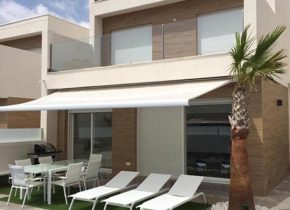 Palmeras Gold - Moderne villa (6p) met solarium/privézwembad