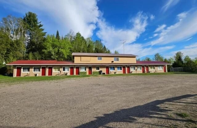 PALMERSTON LAKE MOTEL