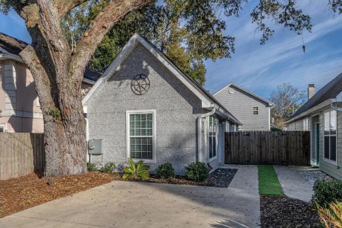 Palmetto Cottage