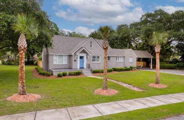 Palmetto Grove Walk to Shem Creek Mins to Dwtn