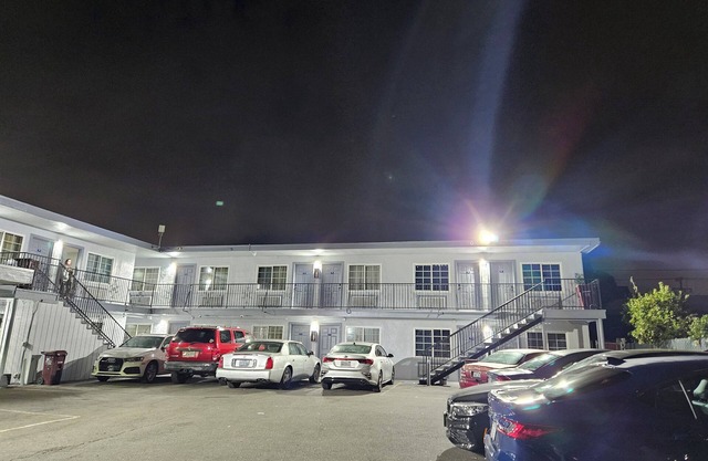 Palms Motel