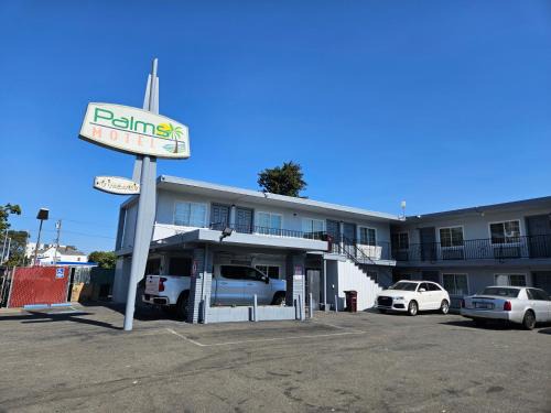 Palms motel