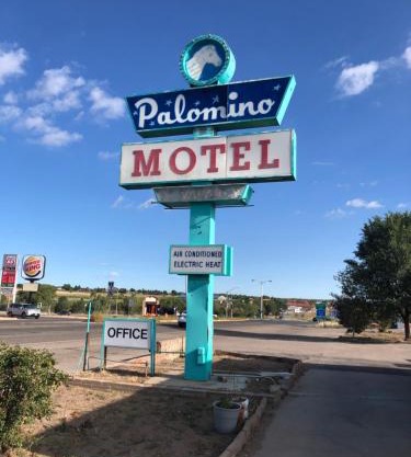 Palomino Motel