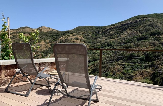 Pambnb - Nature Retreat with Mountain Views