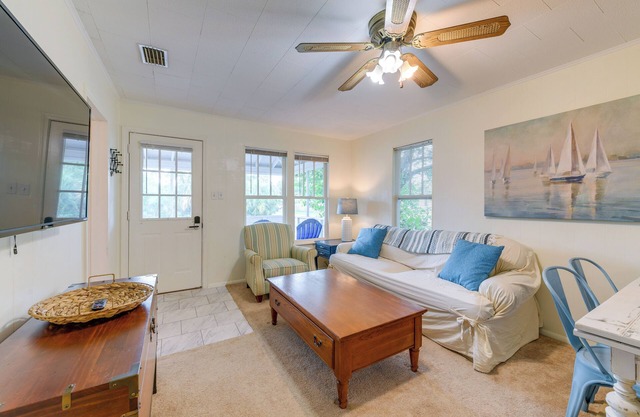 Panama City Home w/ Beach Gear & 2 Bikes