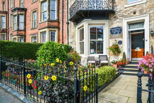 Pannett House Bed & Breakfast, Beautiful Victorian residence