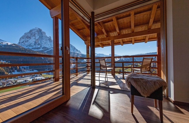 Panoramic holiday farm with spa Perteut 149A