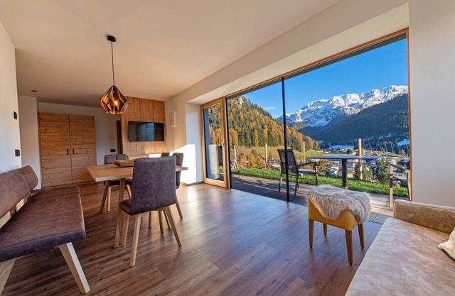 Panoramic holiday farm with spa Perteut 149C