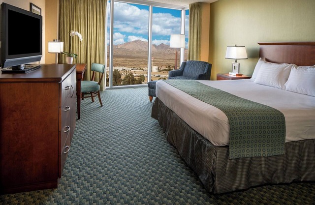 Panorama Room at Aquarius Casino Resort