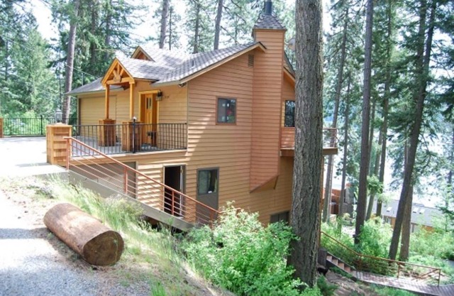 Panoramablick auf den Coeur D'Alene See - 5 Minuten in die Stadt