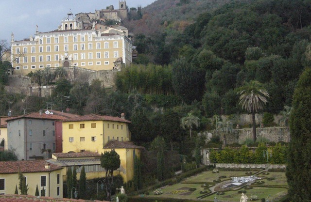 Panorama, vor dem Garten von Collodi