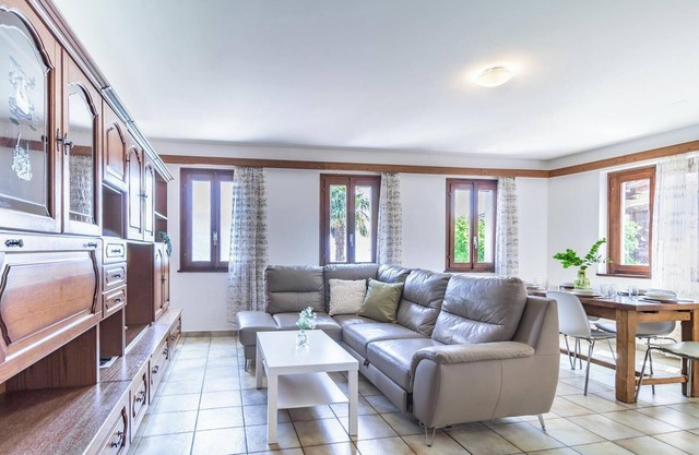 Panoramic House on Lake Maggiore