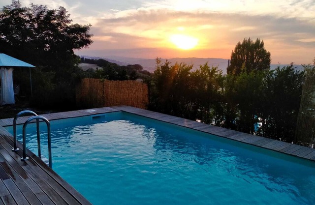 Panorama-loft mit Pool, Meer, Hügeln, WLAN, Entspannung, Urlaub