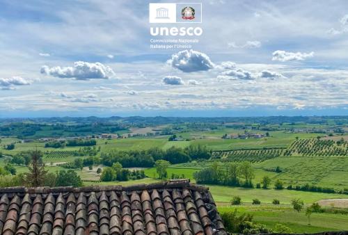 Panoramic Monferrato Villa With Garden & Amazing Views