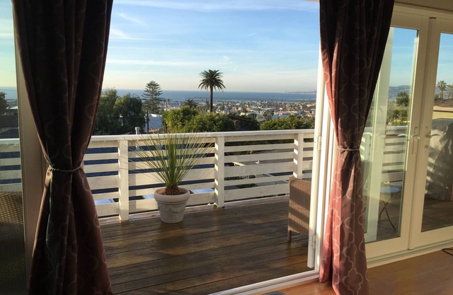 Panorama Ocean View Guesthouse, 5 Blocks zum Strand in OB, privat und hundefreundlich