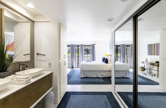 Panoramic Perfect w/Amazing Views! 7-Day Min