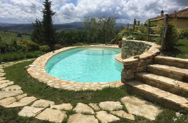 PANORAMIC privaten Villa GELLO mit Poollandschaft