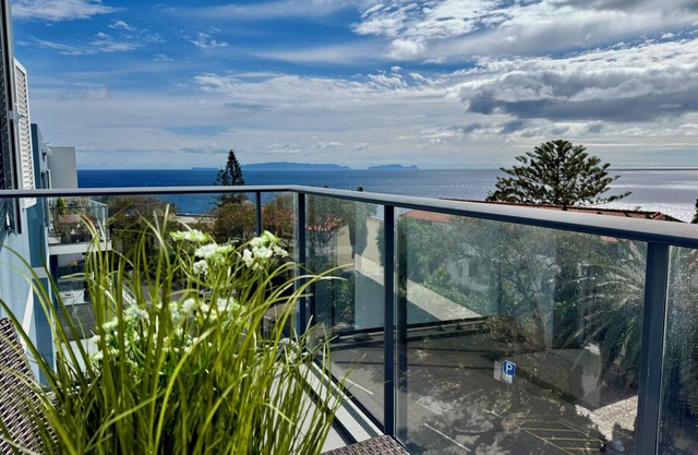 Panoramablick auf das Meer – Eleganz & Ruhe auf Madeira