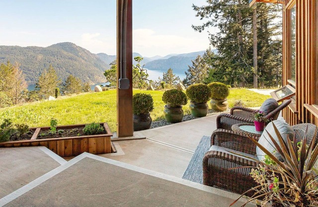Panoramic Suite – Breathtaking Fjord View, Summit House.