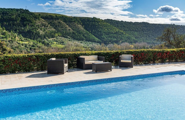 Panoramavilla mit PRIVATEM POOL und modernem Komfort in Ragusa Ibla