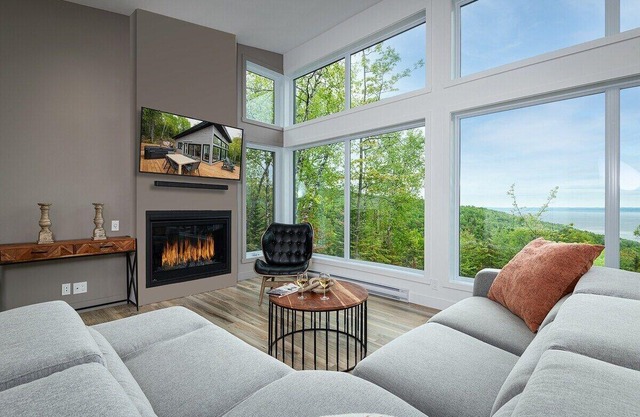 Panoramique 156 | Cozy escape, St-Lawrence river view