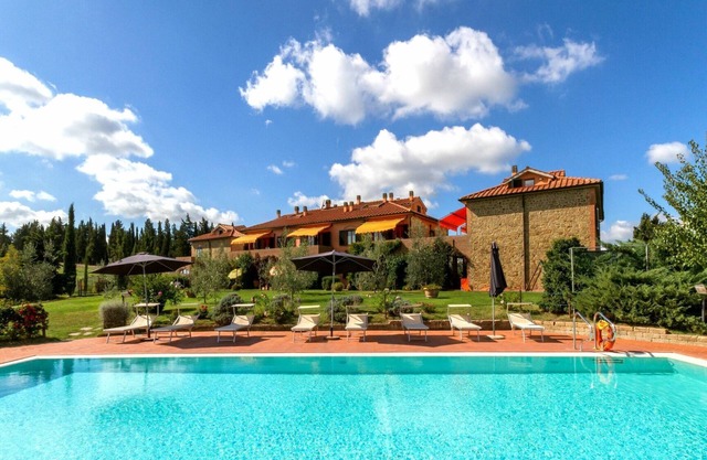 PAPAVERO, 2 bedrooms apartment with swimming pool